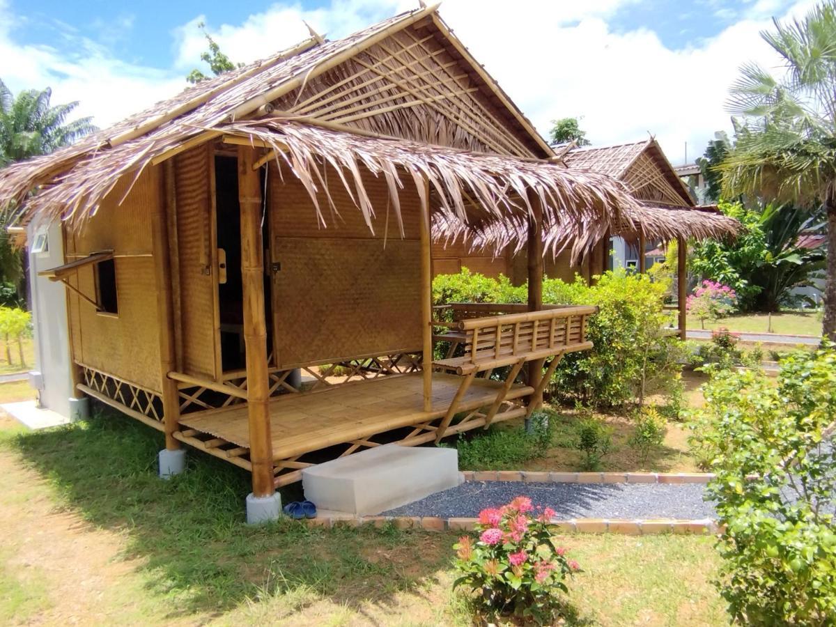 Palm Garden Bungalows Koh Lanta Bagian luar foto